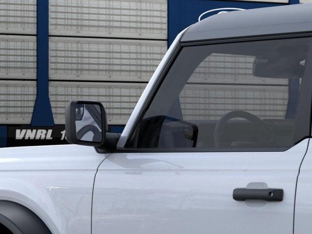 Photo of 2025 Oxford White Ford Bronco