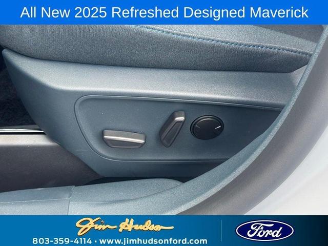 Photo of 2025 White Ford Maverick