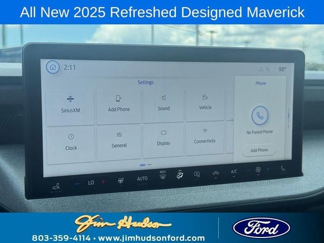 Photo of 2025 White Ford Maverick