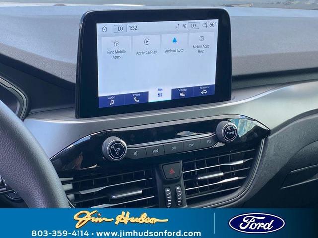 Photo of 2025 Oxford White Ford Escape