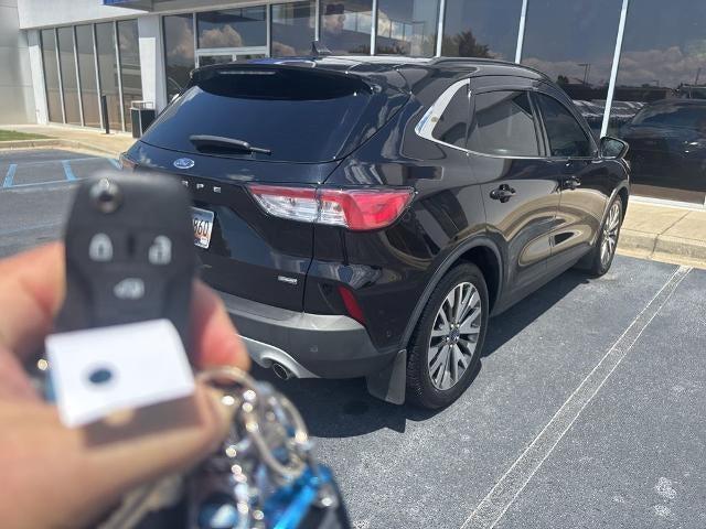 Photo of 2021 Black Ford Escape