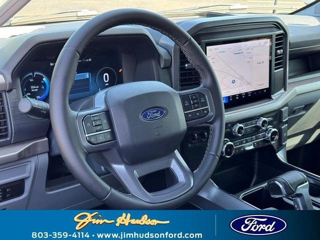 Photo of 2025 Agate Black Metallic Ford F-150 Lightning