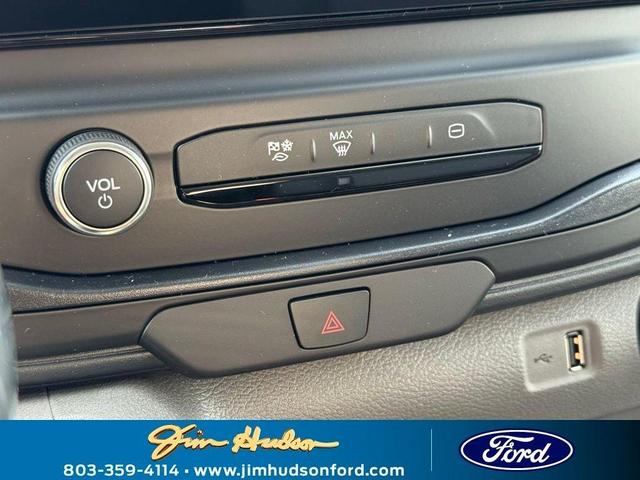 Photo of 2025 Oxford White Ford Transit-350