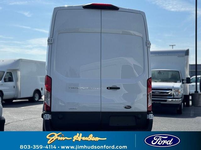 Photo of 2025 Oxford White Ford Transit-350