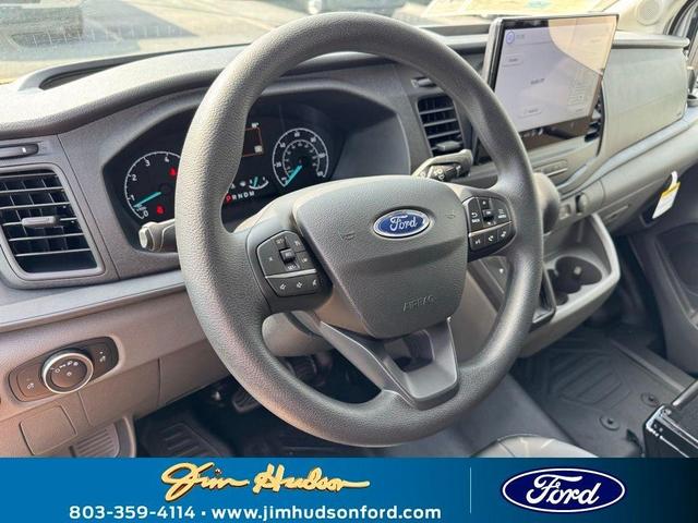 Photo of 2025 Oxford White Ford Transit-350