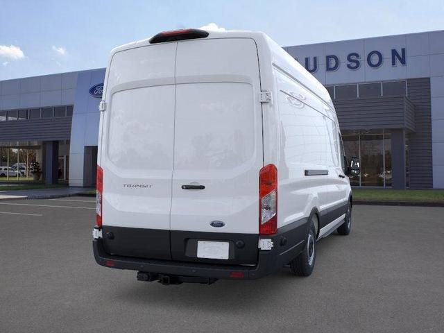 Photo of 2025 Oxford White Ford Transit-350