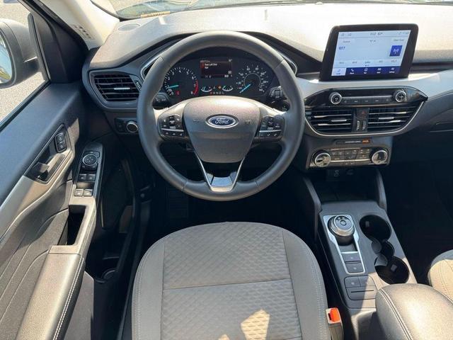 Photo of 2022 Stone Blue Metallic Ford Escape