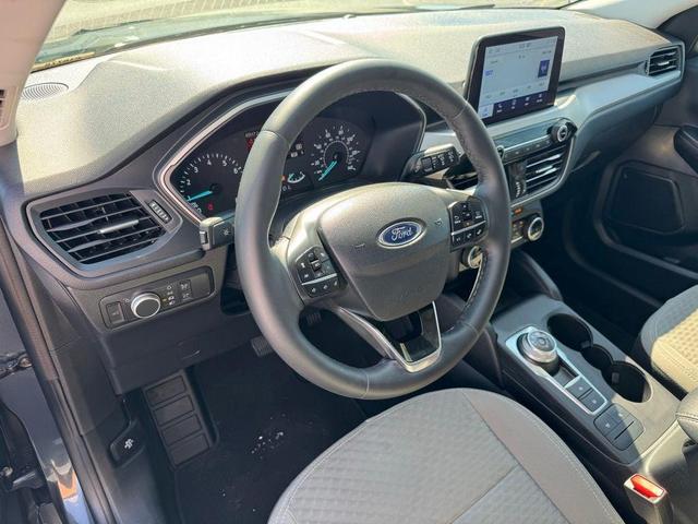 Photo of 2022 Stone Blue Metallic Ford Escape