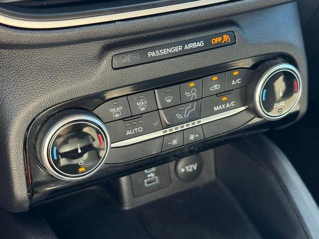 Photo of 2022 Stone Blue Metallic Ford Escape