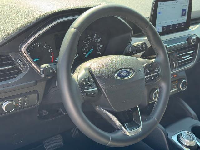 Photo of 2022 Stone Blue Metallic Ford Escape