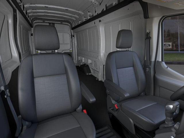 Photo of 2025 Oxford White Ford Transit-350