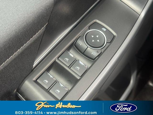 Photo of 2025 Agate Black Metallic Ford F-150 Lightning