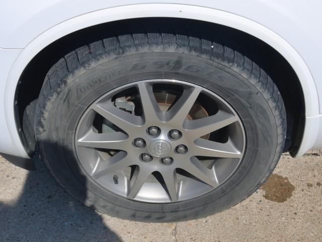 Photo of 2017 Summit White Buick Enclave