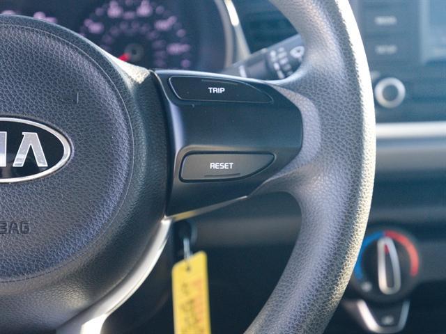 Photo of 2018 Clear White Kia Rio