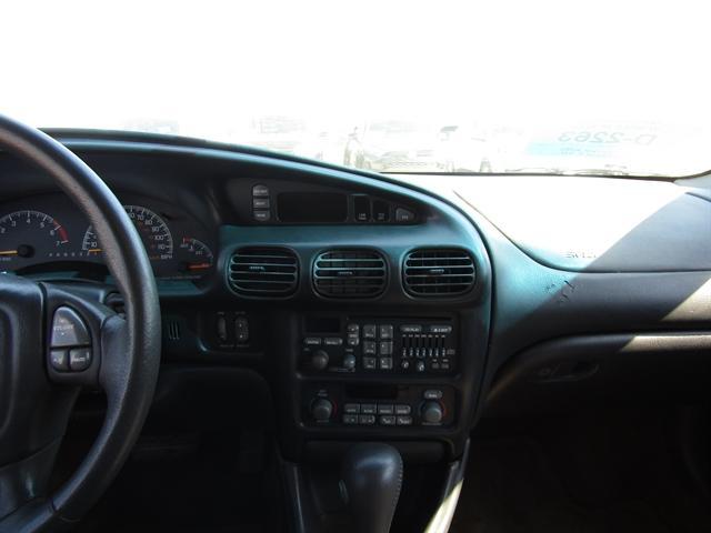 Photo of 2000 Dark Bronzemist Metallic Pontiac Grand Prix