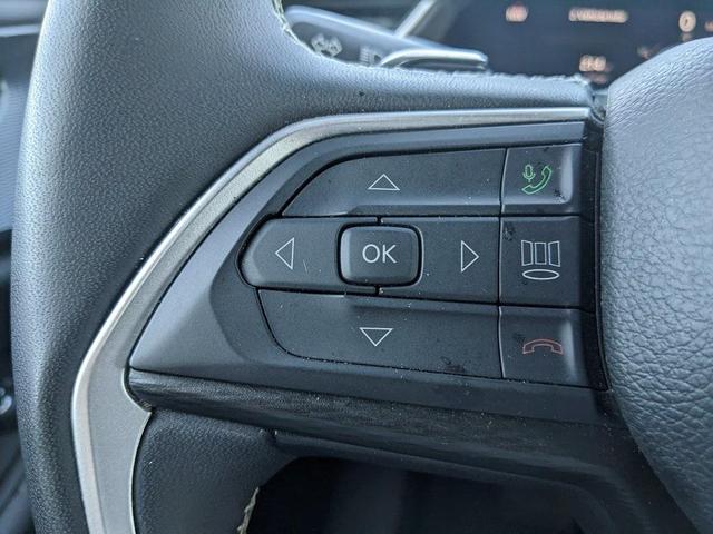 Photo of 2023 Bright White Clearcoat Jeep Grand Cherokee