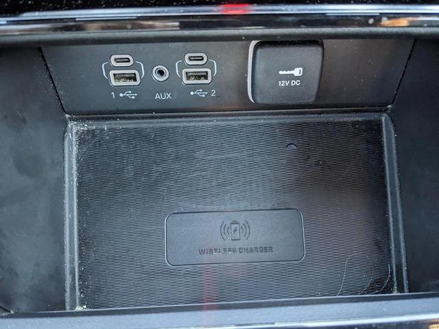 Photo of 2023 Bright White Clearcoat Jeep Grand Cherokee