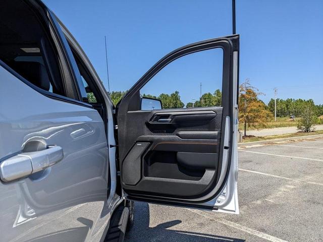 Photo of 2022 Quicksilver Metallic GMC Sierra 1500