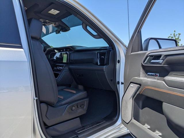 Photo of 2022 Quicksilver Metallic GMC Sierra 1500