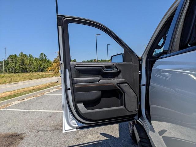 Photo of 2022 Quicksilver Metallic GMC Sierra 1500
