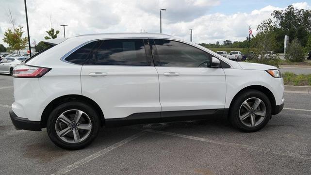 Photo of 2019 Oxford White Ford Edge