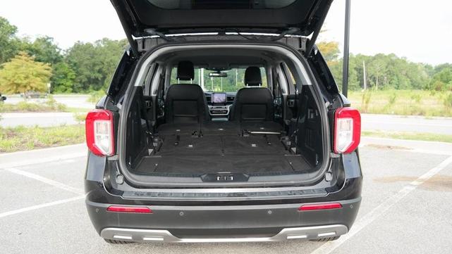 Photo of 2022 Agate Black Metallic Ford Explorer