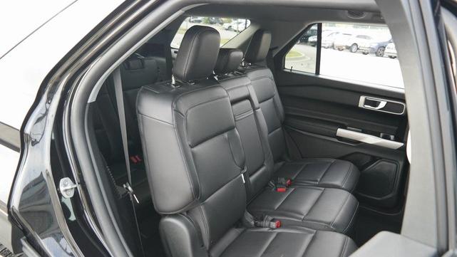 Photo of 2022 Agate Black Metallic Ford Explorer