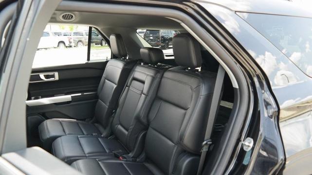 Photo of 2022 Agate Black Metallic Ford Explorer