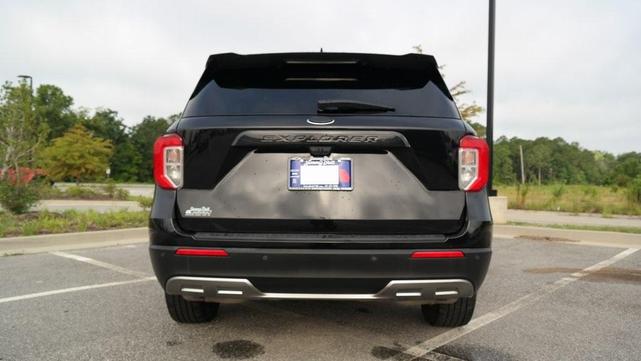 Photo of 2022 Agate Black Metallic Ford Explorer