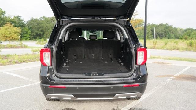 Photo of 2022 Agate Black Metallic Ford Explorer
