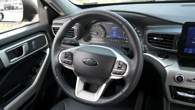 Photo of 2022 Agate Black Metallic Ford Explorer