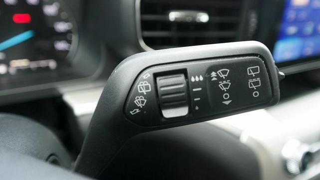 Photo of 2022 Agate Black Metallic Ford Explorer
