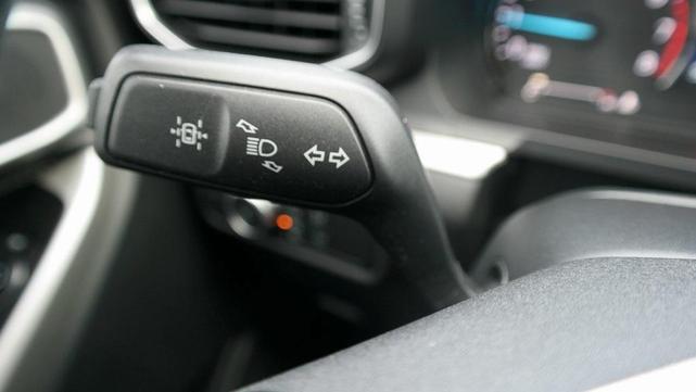 Photo of 2022 Agate Black Metallic Ford Explorer