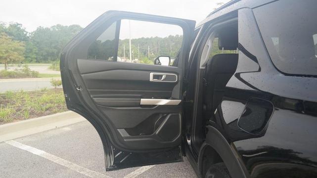 Photo of 2022 Agate Black Metallic Ford Explorer
