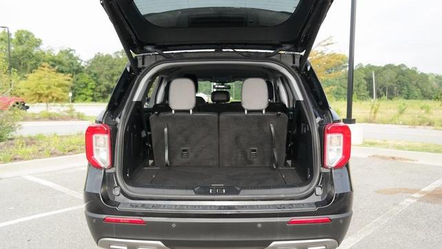 Photo of 2022 Agate Black Metallic Ford Explorer