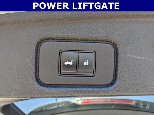 Photo of 2022 Gun Metallic Nissan Pathfinder