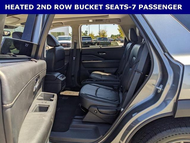 Photo of 2022 Gun Metallic Nissan Pathfinder