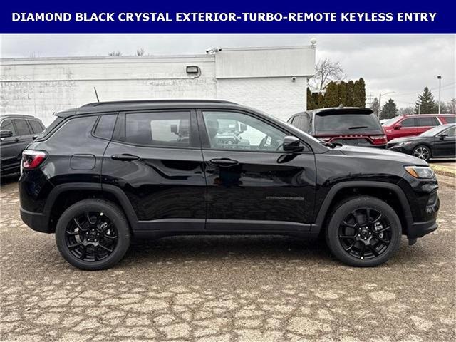 Photo of 2026 Diamond Black Jeep Compass