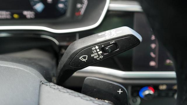 Photo of 2022 Mythos Black Metallic Audi Q3