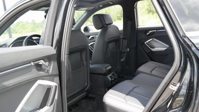 Photo of 2022 Mythos Black Metallic Audi Q3