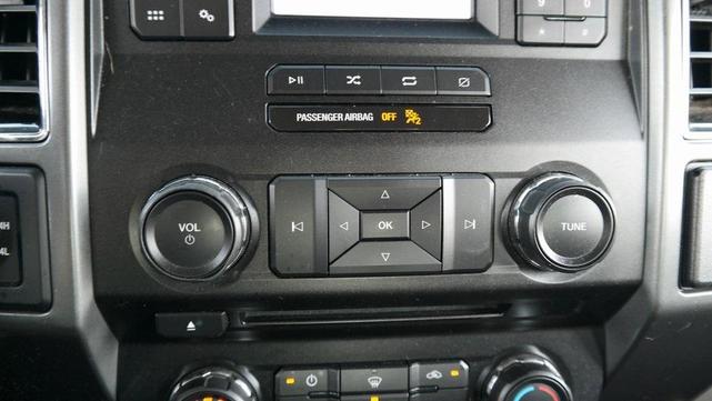 Photo of 2018 Oxford White Ford F-150