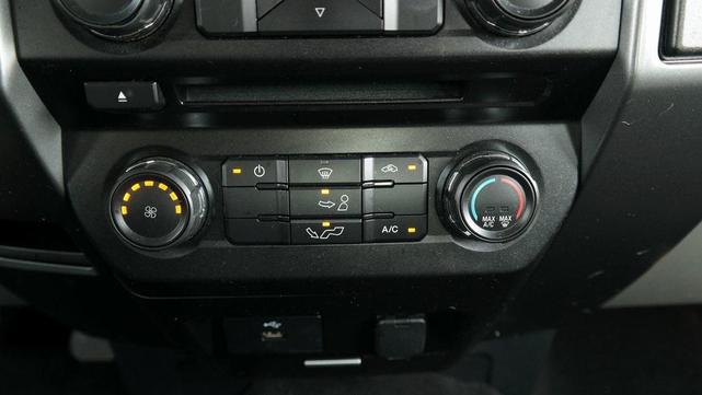 Photo of 2018 Oxford White Ford F-150