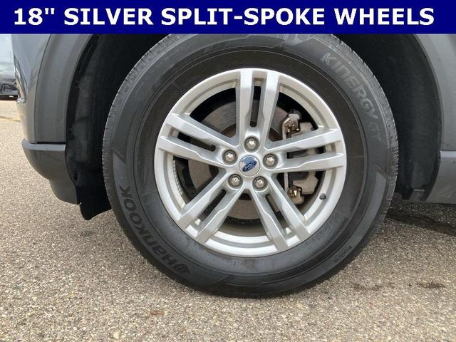 Photo of 2022 Carbonized Gray Metallic Ford Explorer