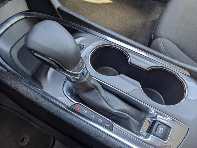 Photo of 2024 Mineral Gray Metallic Chevrolet Malibu