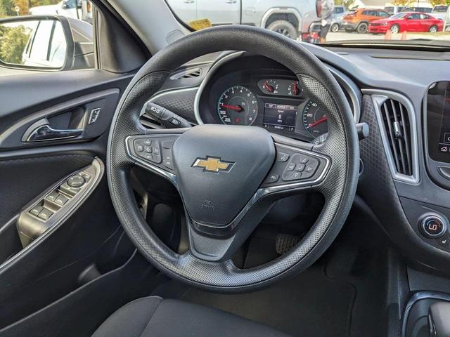 Photo of 2024 Mineral Gray Metallic Chevrolet Malibu