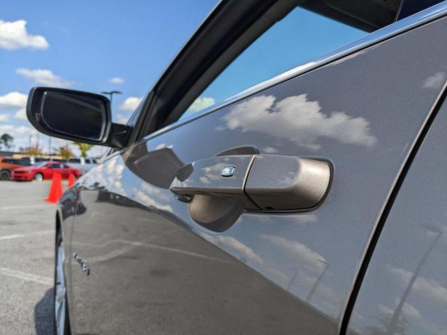 Photo of 2024 Mineral Gray Metallic Chevrolet Malibu