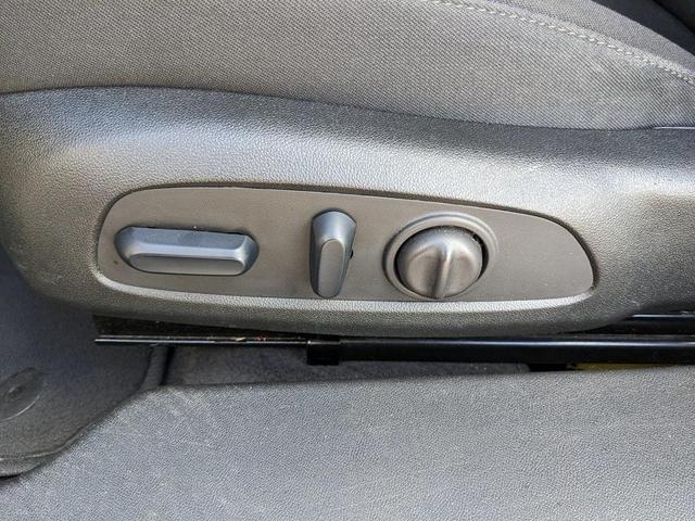 Photo of 2024 Mineral Gray Metallic Chevrolet Malibu