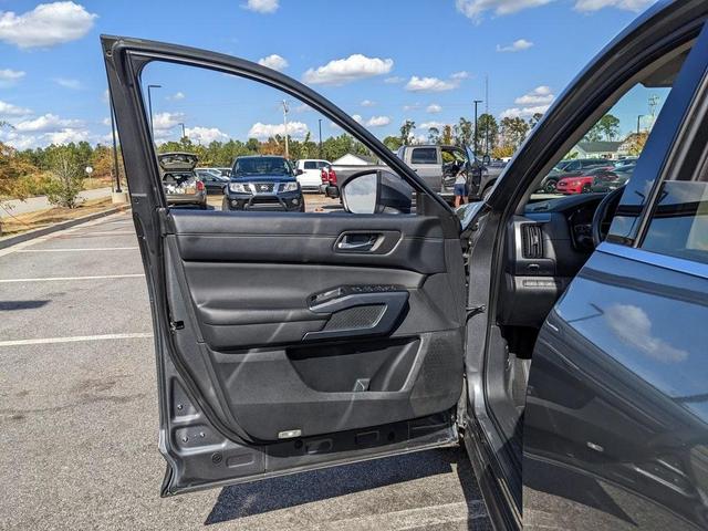 Photo of 2022 Gun Metallic Nissan Pathfinder