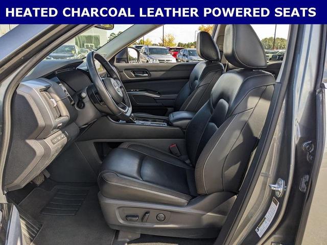 Photo of 2022 Gun Metallic Nissan Pathfinder