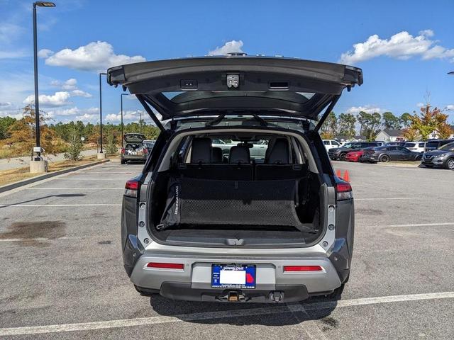 Photo of 2022 Gun Metallic Nissan Pathfinder